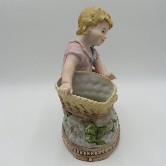 Vintage Porcelain Figurine Piano Baby Girl Baskets Planter 9" x 10" x 5" - Picture 12 of 16